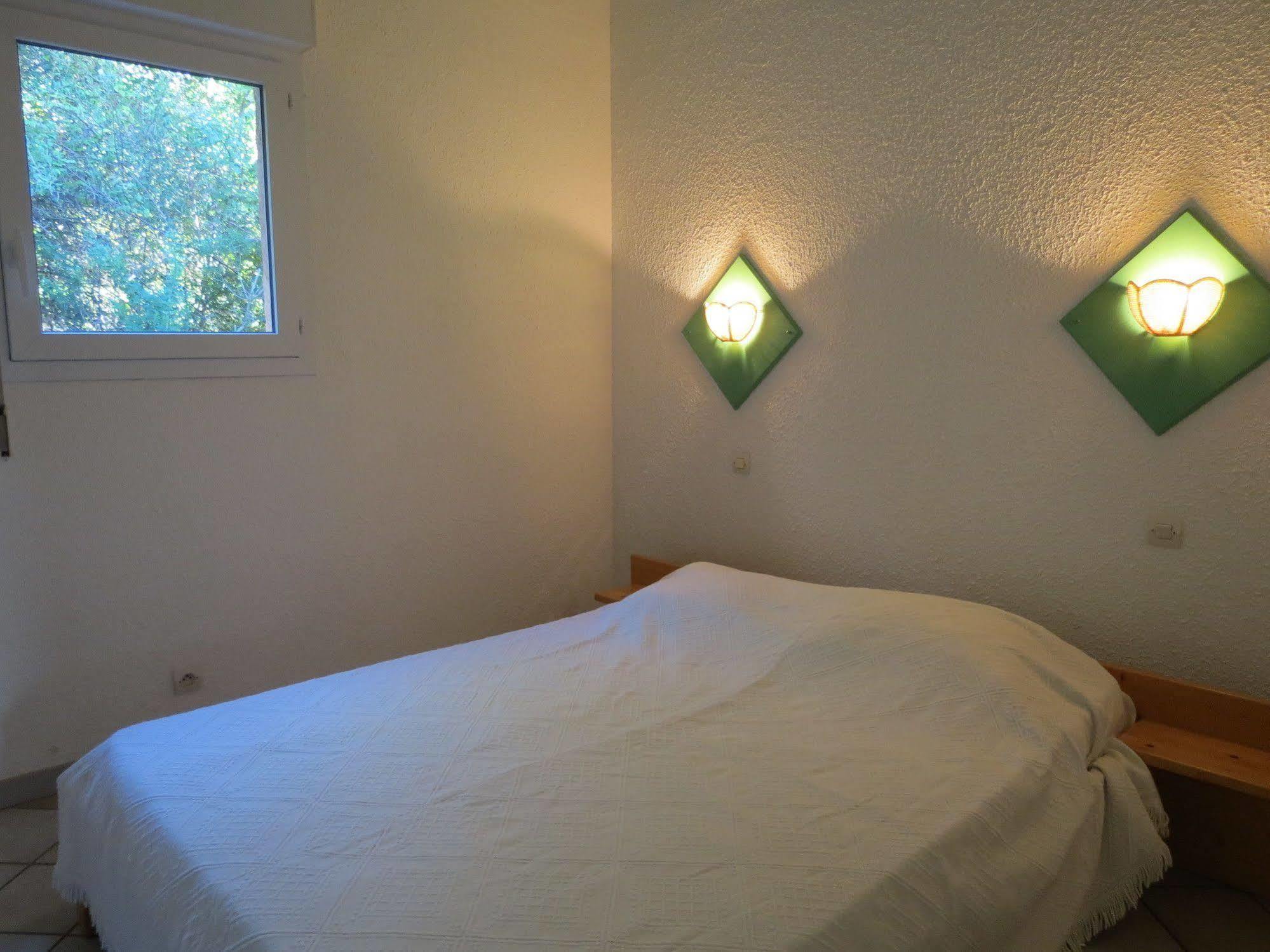 Hotel Olmuccio Sainte-Lucie de Porto-Vecchio ภายนอก รูปภาพ
